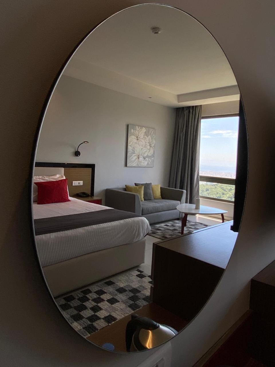 The Ray Hotel And Studios Bejrút Kültér fotó
