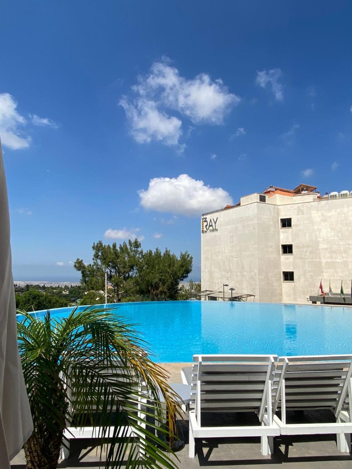 The Ray Hotel And Studios Bejrút Kültér fotó
