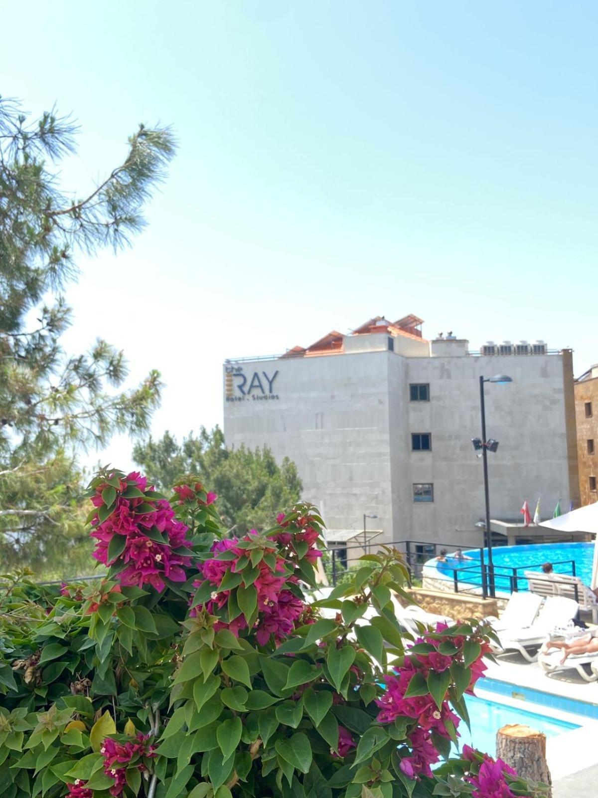 The Ray Hotel And Studios Bejrút Kültér fotó